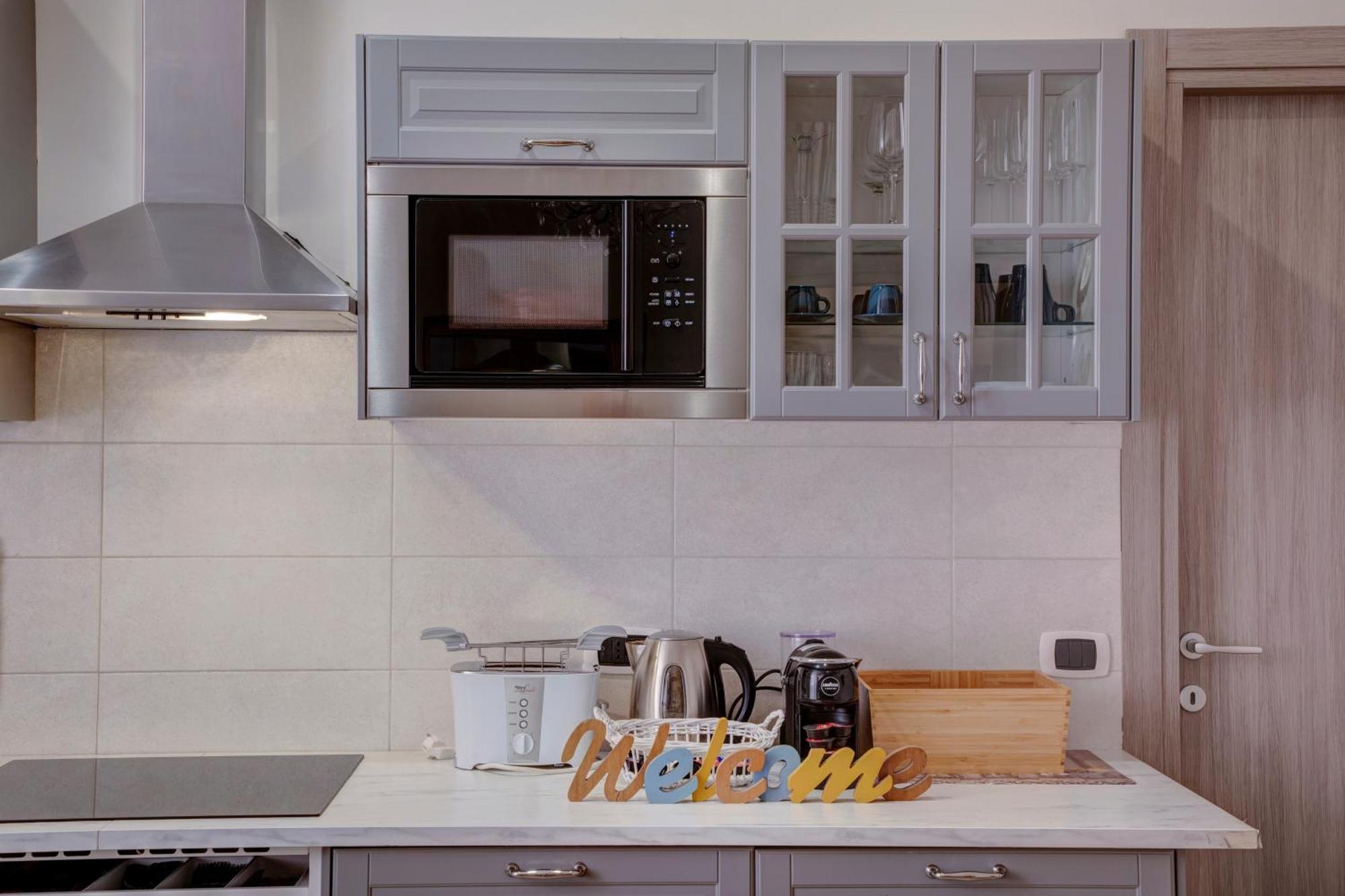 Le Bicocche Di Joyce - Luxury And Parking Nearby Appartement Triëst Buitenkant foto