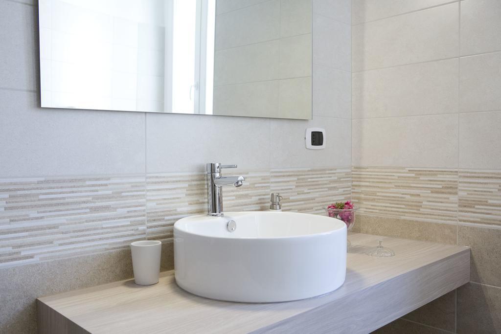 Le Bicocche Di Joyce - Luxury And Parking Nearby Appartement Triëst Buitenkant foto